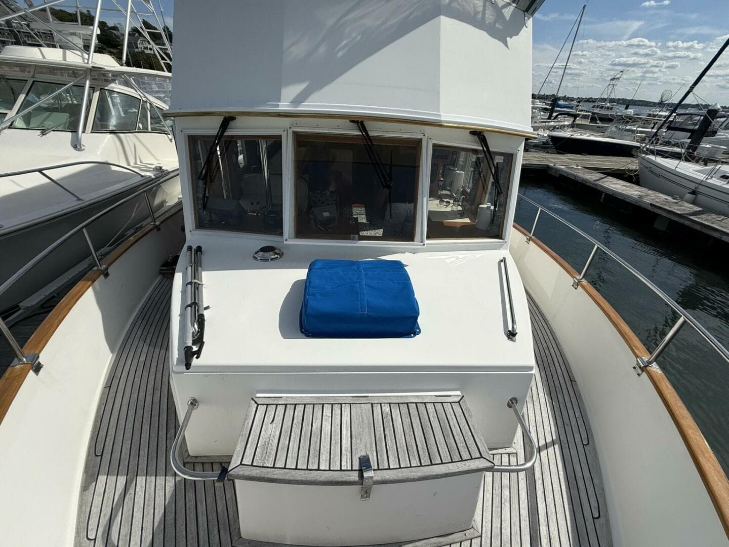 1999 Grand Banks 42 Classic — photo 12