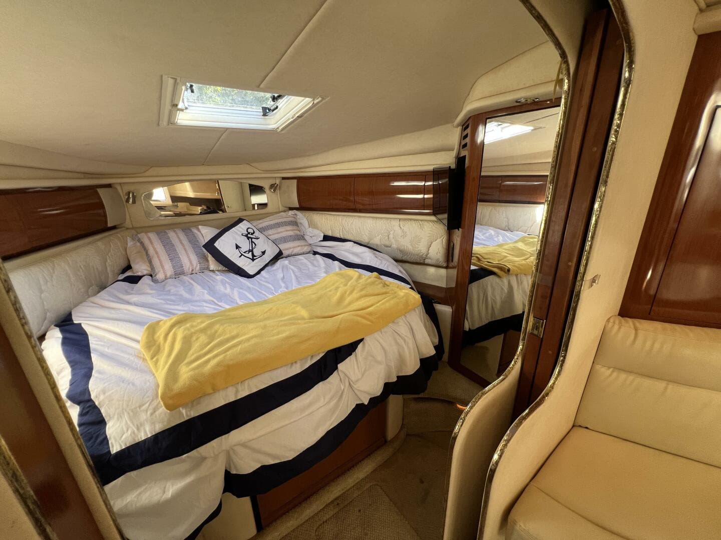 2002 Sea Ray 360 Sundancer — photo 24