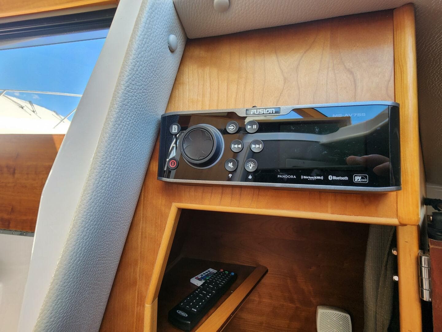 2020 Cutwater C-32 Cb — photo 20