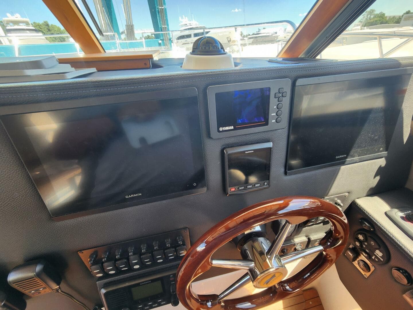 2020 Cutwater C-32 Cb — photo 21