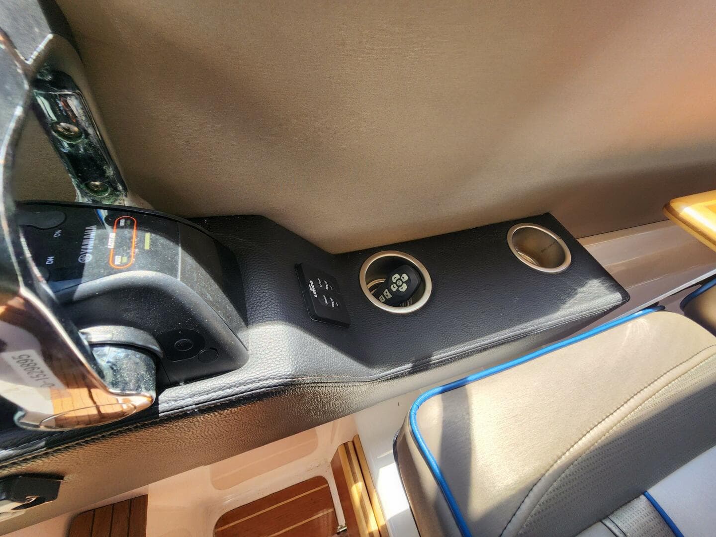 2020 Cutwater C-32 Cb — photo 24