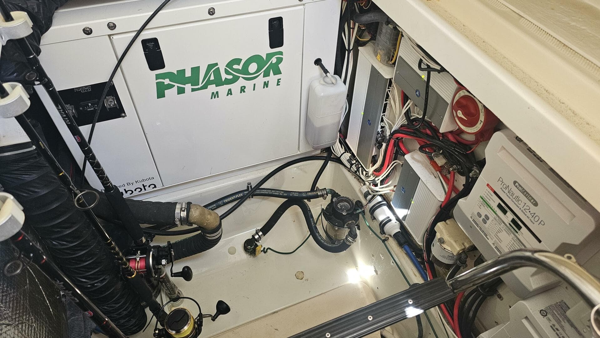 2008 Hydra-Sports 3500 Vx Repowered — photo 43