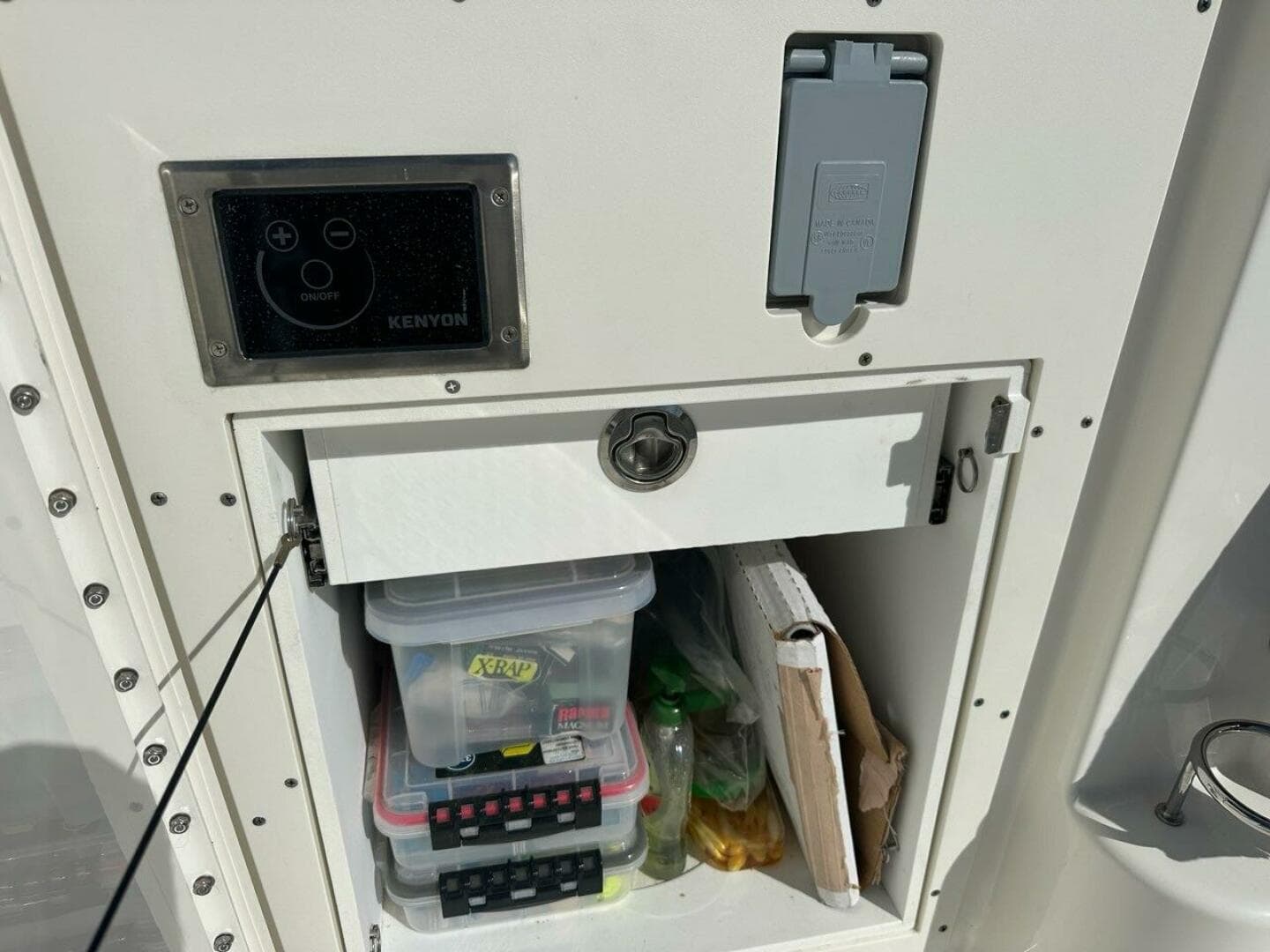 2020 Pursuit 355 OS — photo 44