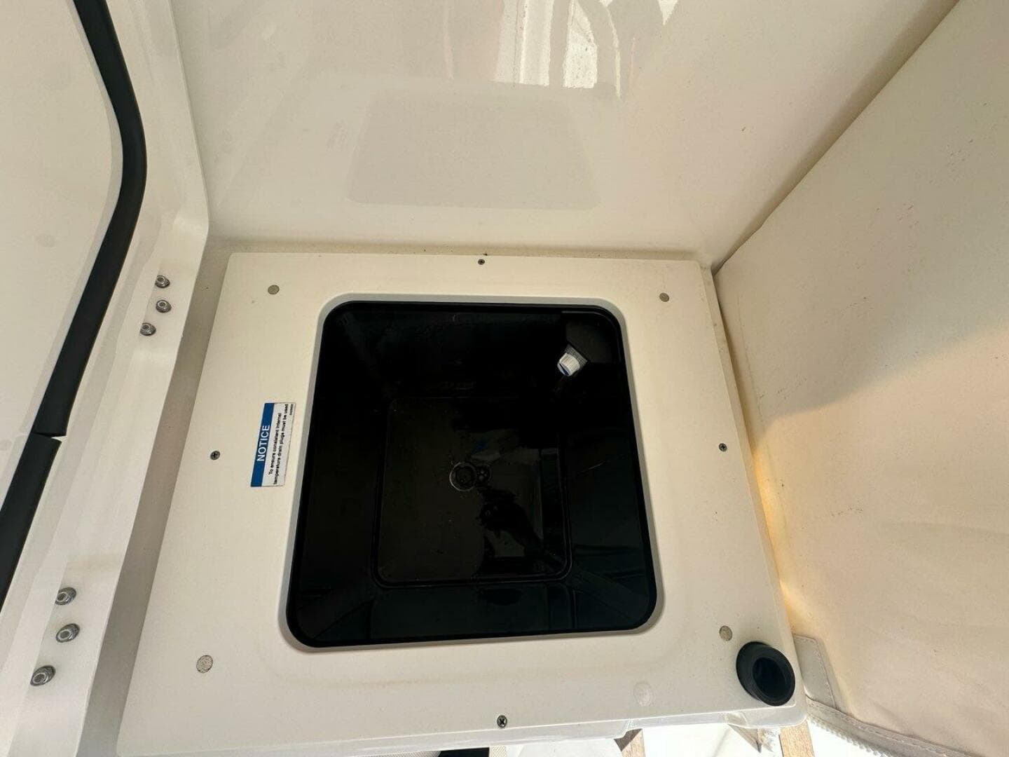 2020 Pursuit 355 OS — photo 38