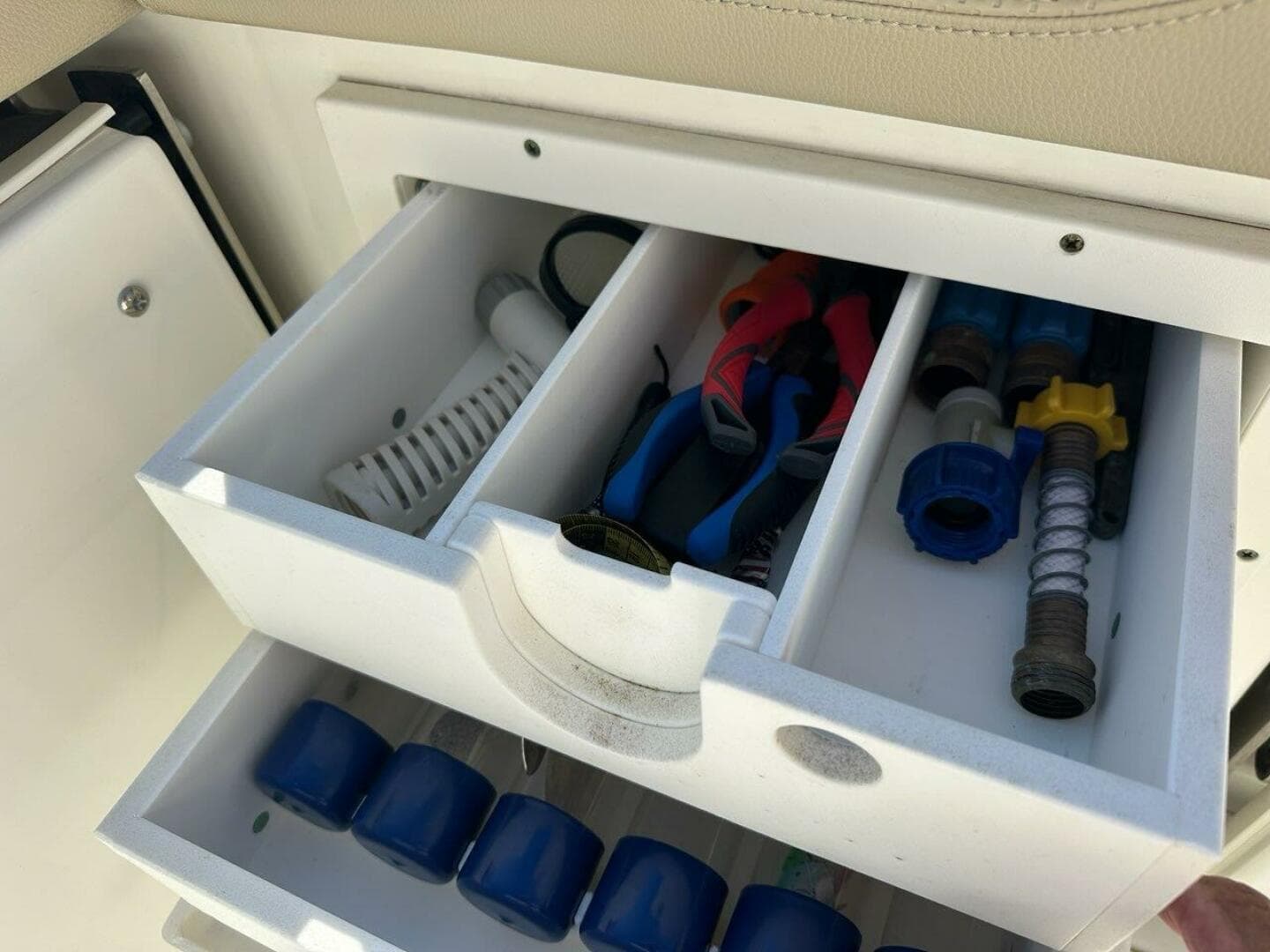 2020 Pursuit 355 OS — photo 48