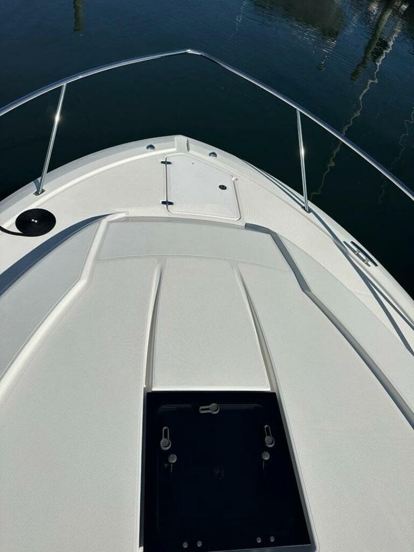 2020 Pursuit 355 OS — photo 51