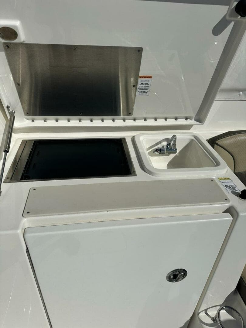 2020 Pursuit 355 OS — photo 43