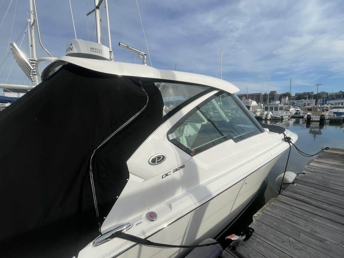 2022 Pursuit DC 326 — photo 6