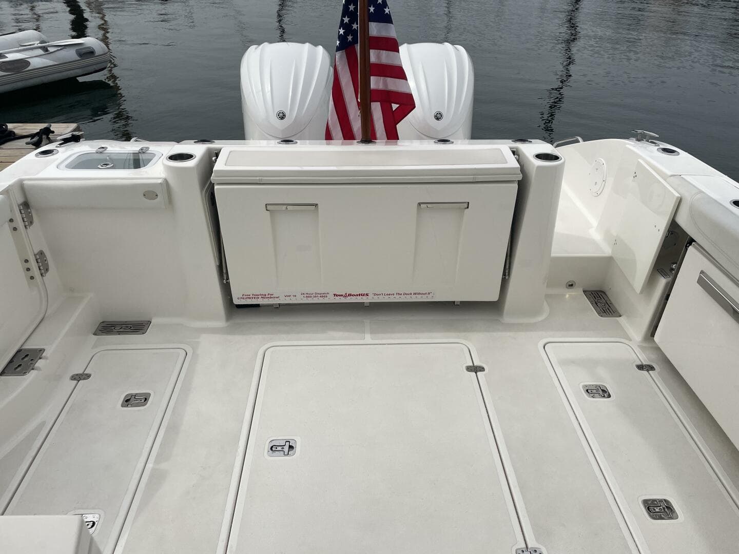 2022 Pursuit DC 326 — photo 28