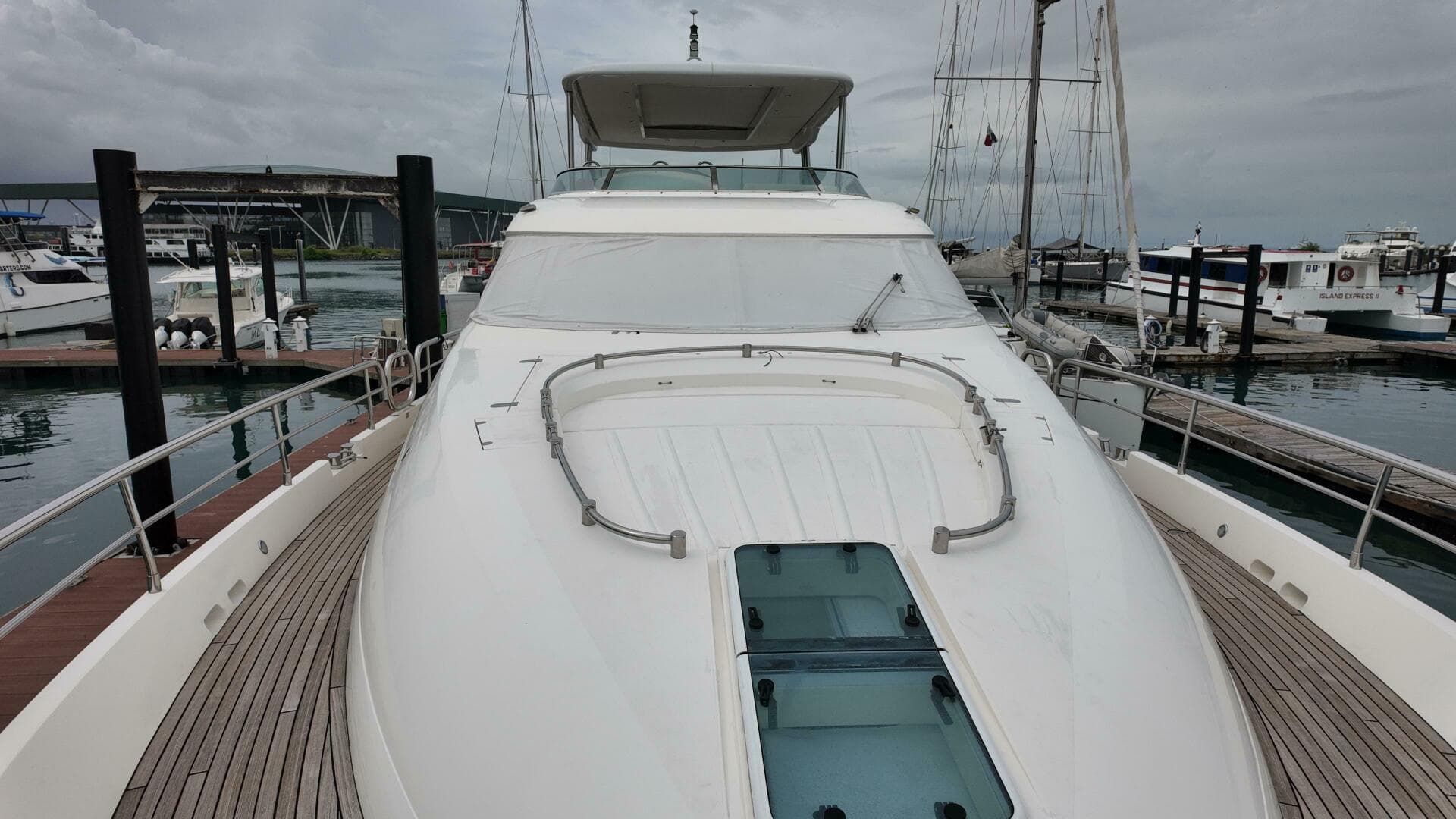 2008 Fairline Squadron 74 — photo 19