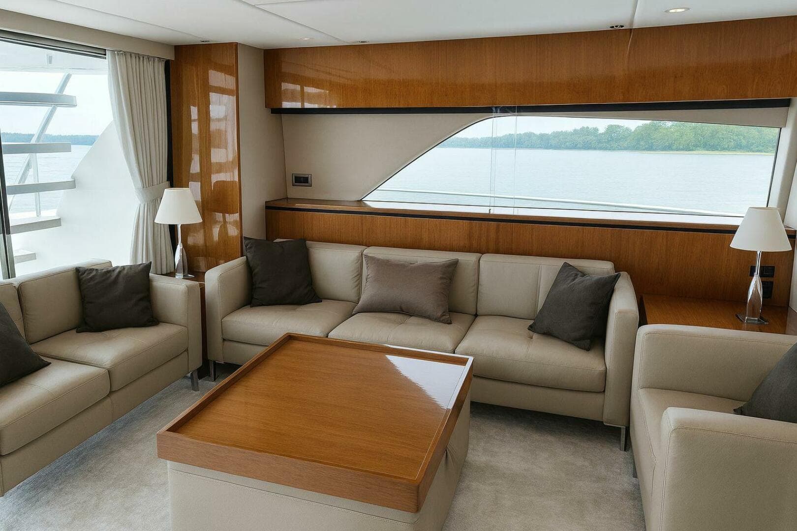 2008 Fairline Squadron 74 — photo 39