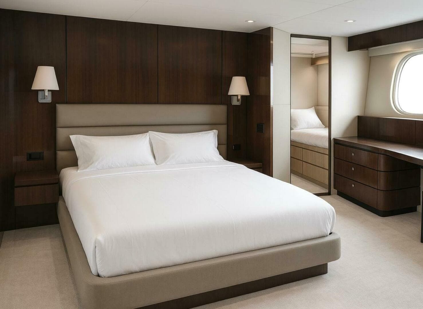 2008 Fairline Squadron 74 — photo 36