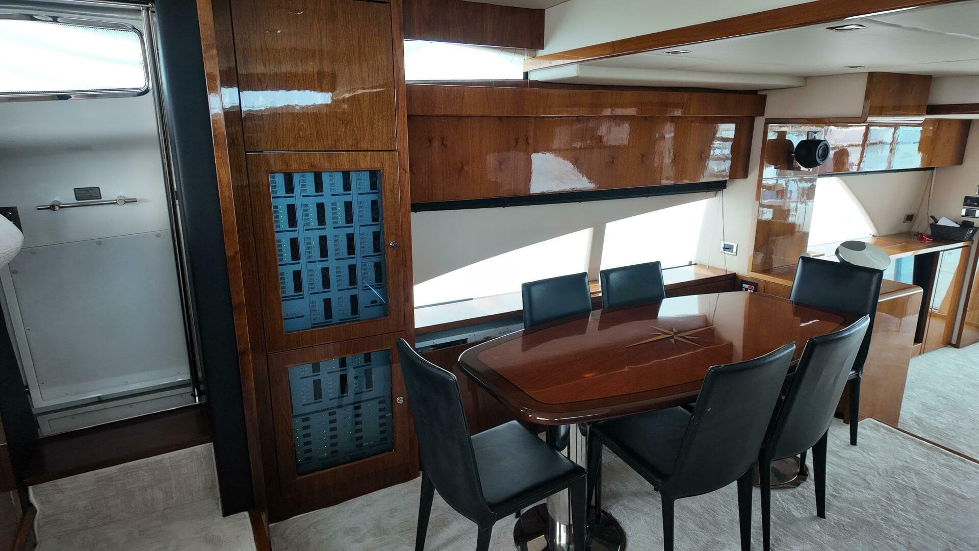 2008 Fairline Squadron 74 — photo 8