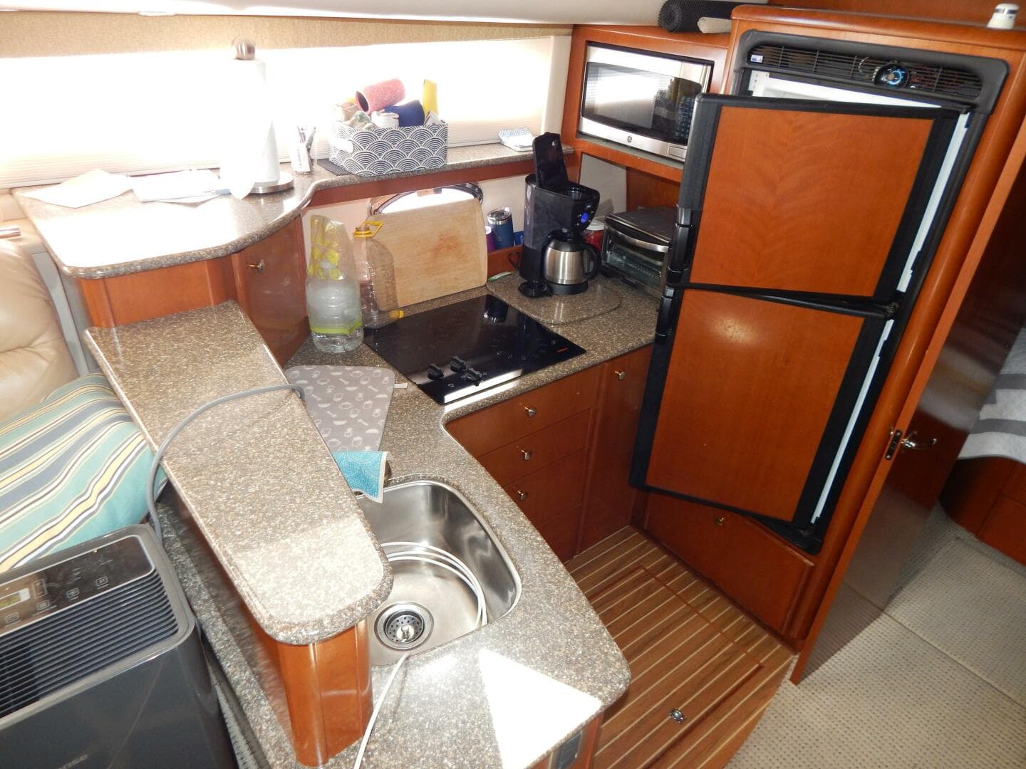 2005 Meridian 408 — photo 9