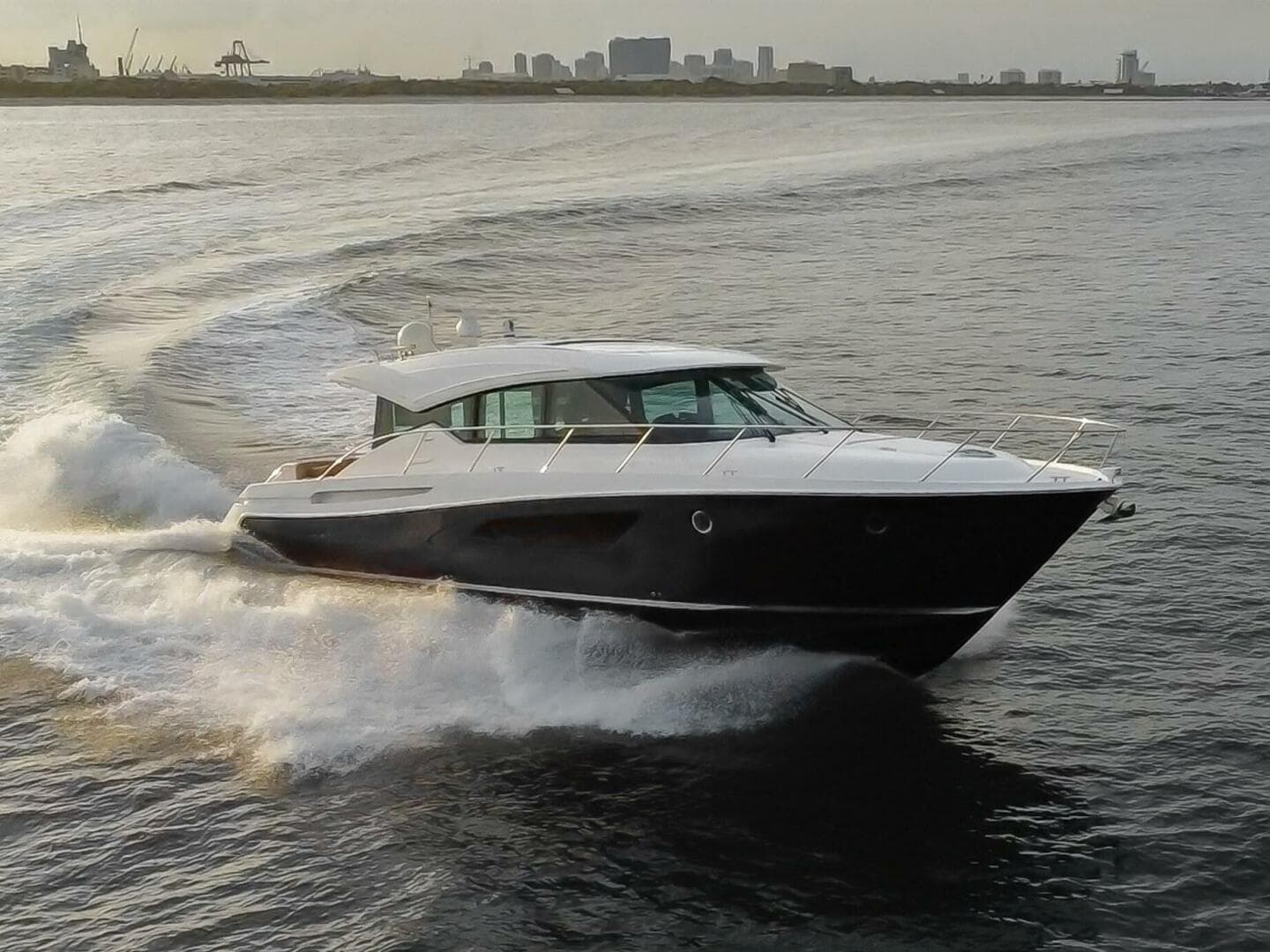 2017 Tiara Yachts C53 Coupe — photo 1