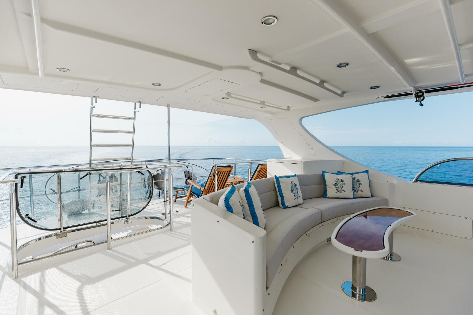 2007 President Tri-Deck — photo 5