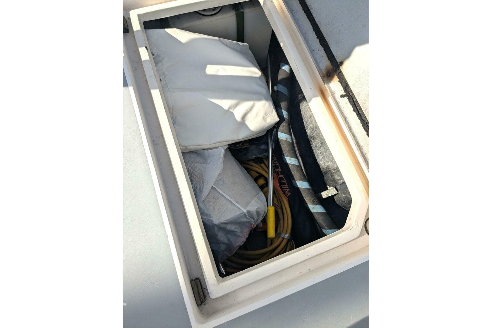 1988 Cape Dory 36 Flybridge Sedan Fast Trawler — photo 15