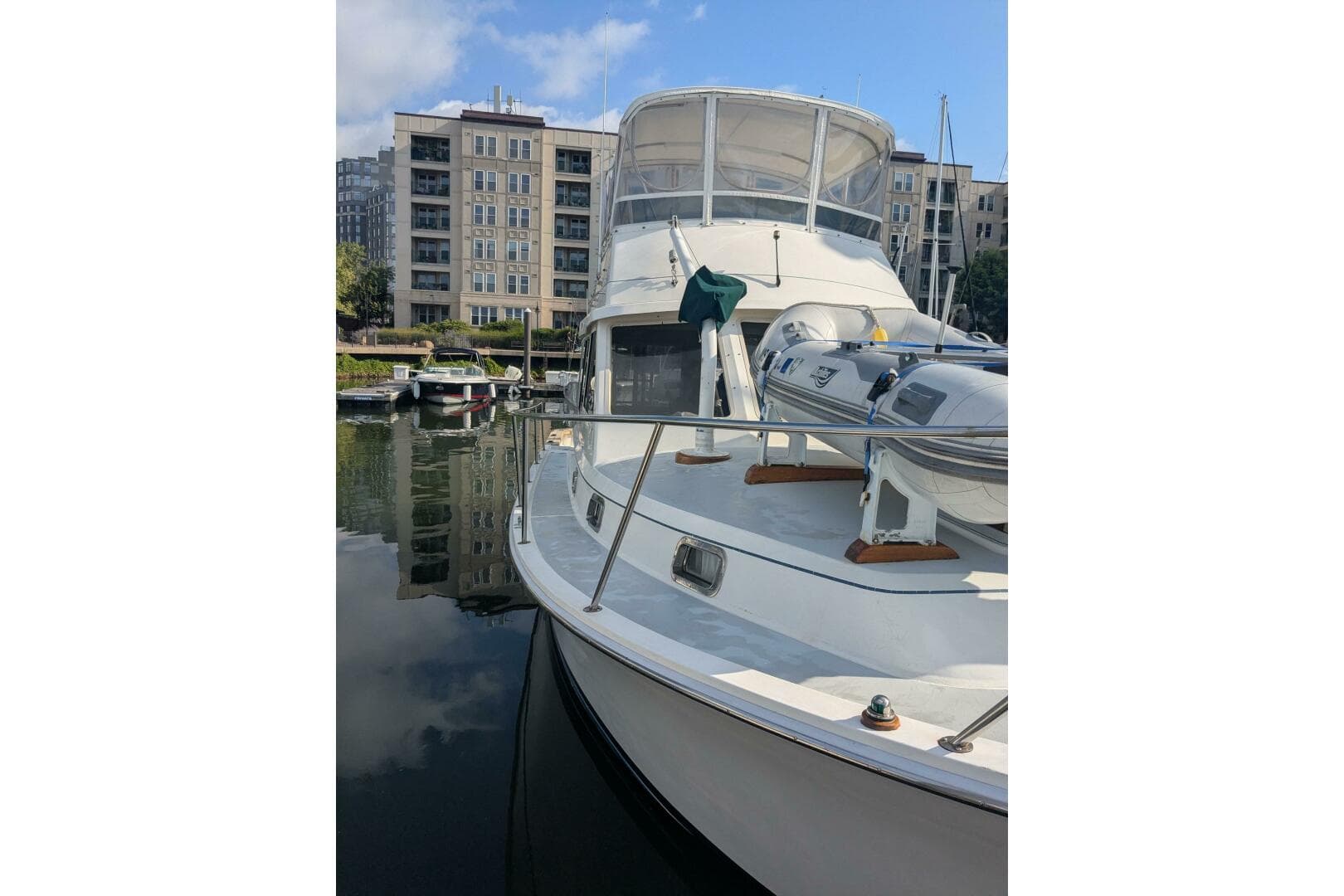 1988 Cape Dory 36 Flybridge Sedan Fast Trawler — photo 4