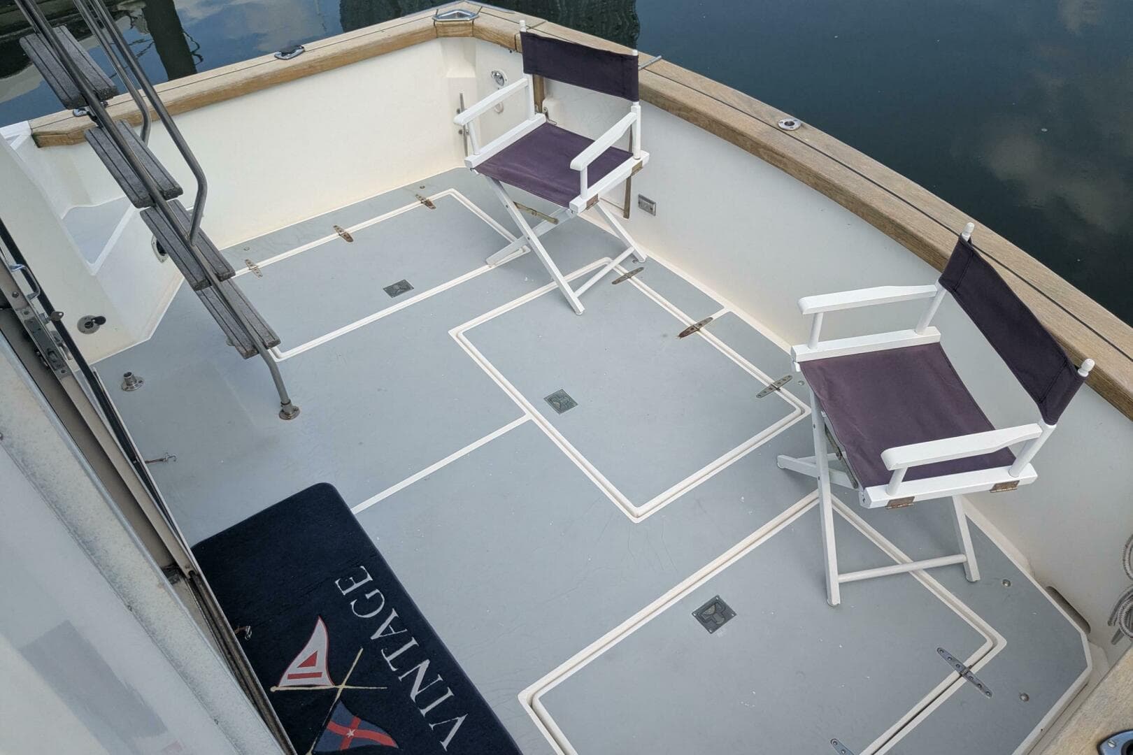 1988 Cape Dory 36 Flybridge Sedan Fast Trawler — photo 11