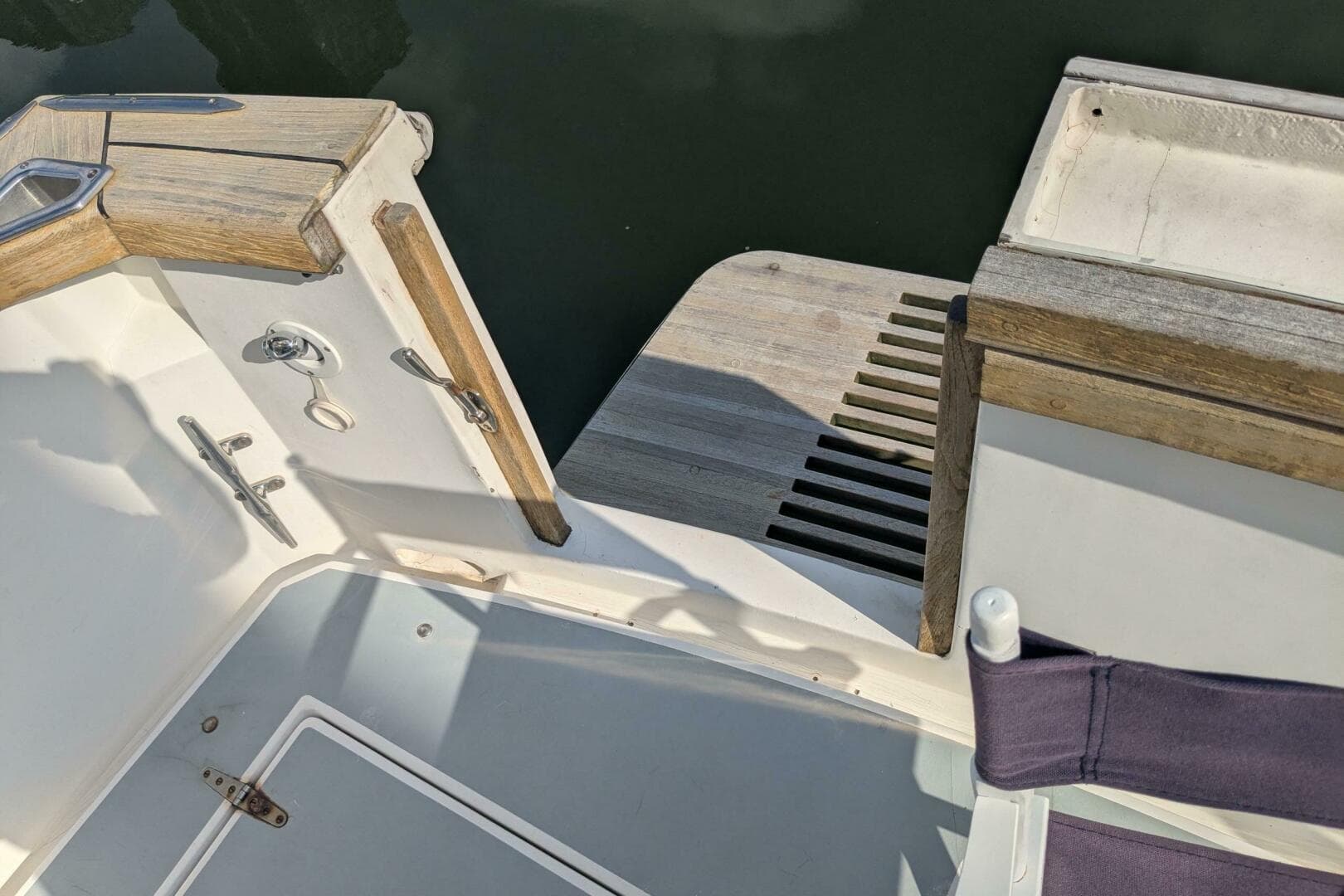 1988 Cape Dory 36 Flybridge Sedan Fast Trawler — photo 13