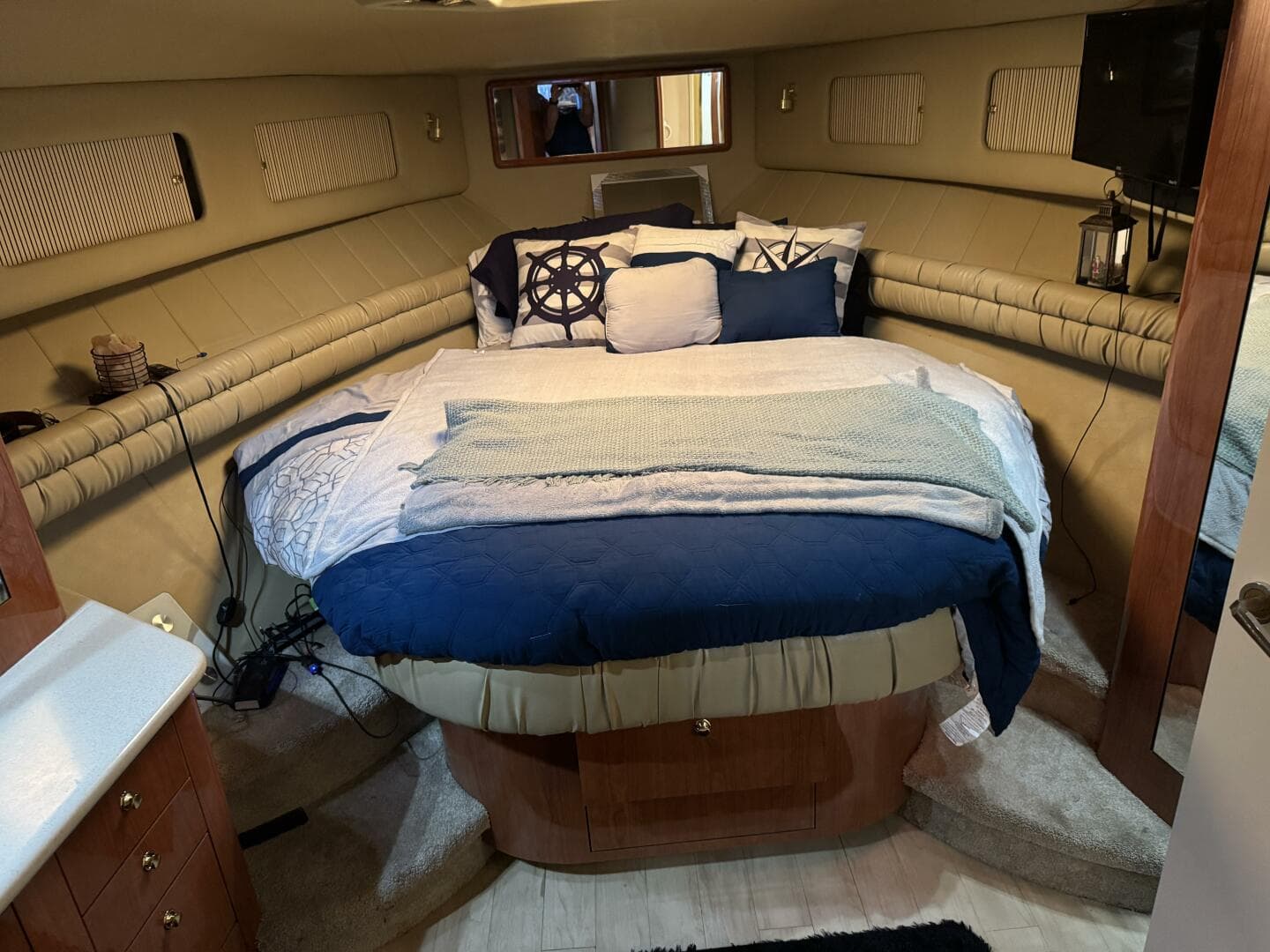 1998 Sea Ray 550 Sedan Bridge — photo 30