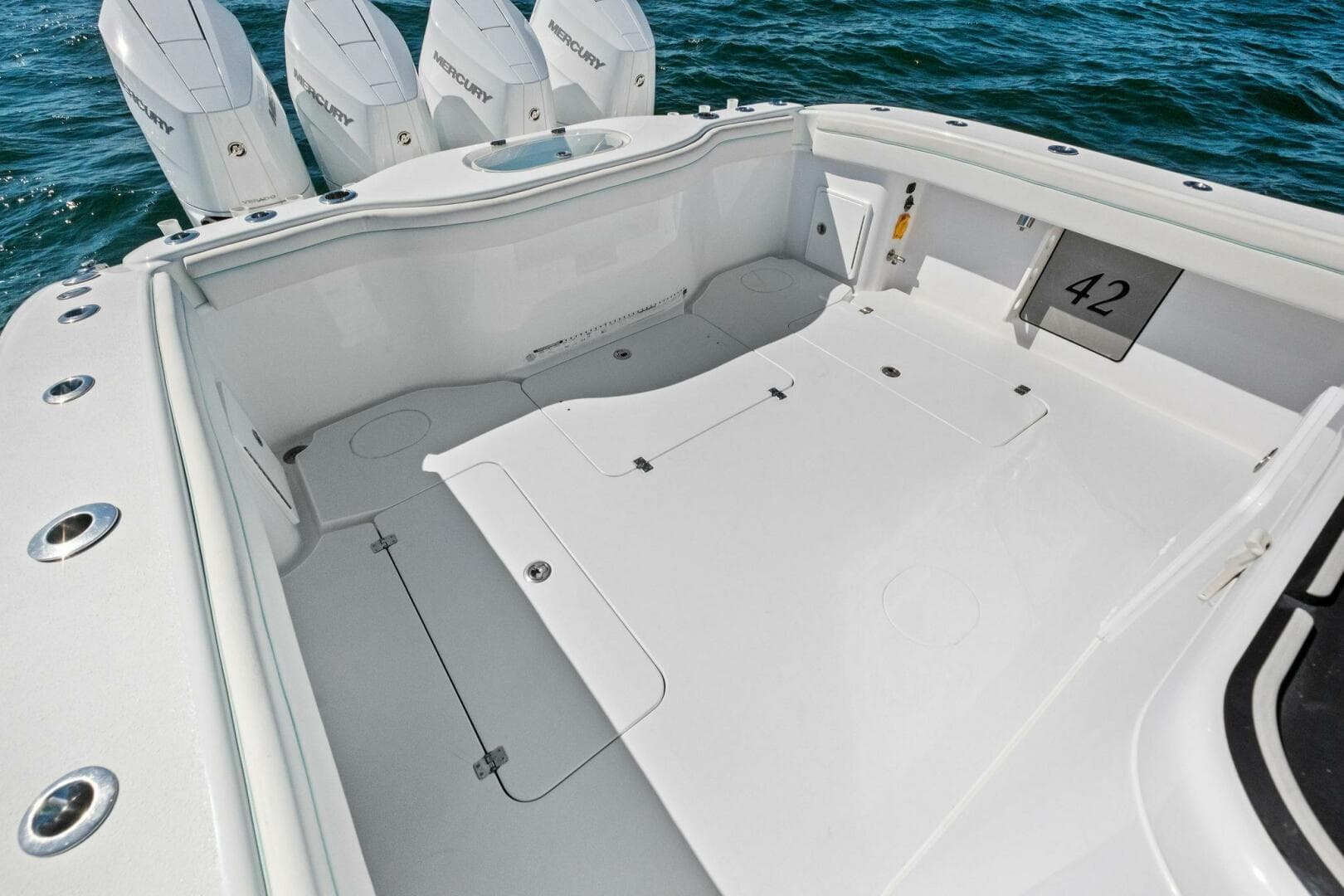 2017 Yellowfin 42 Offshore — photo 17