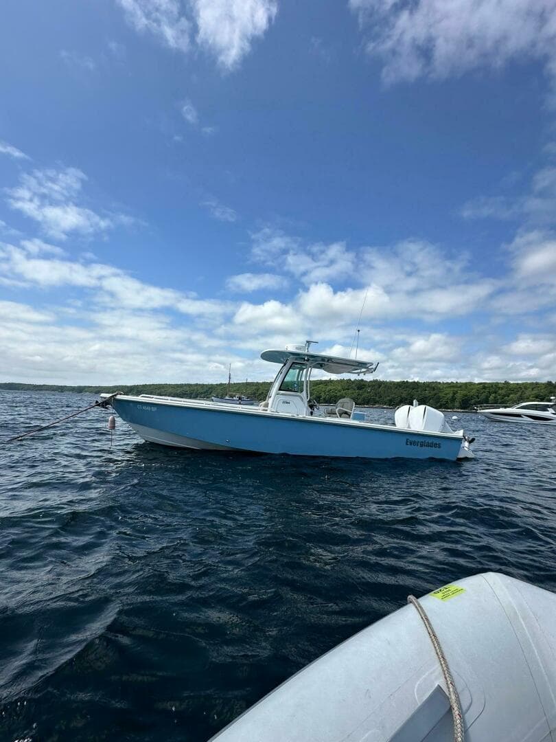 2019 Everglades 273 CC — photo 6