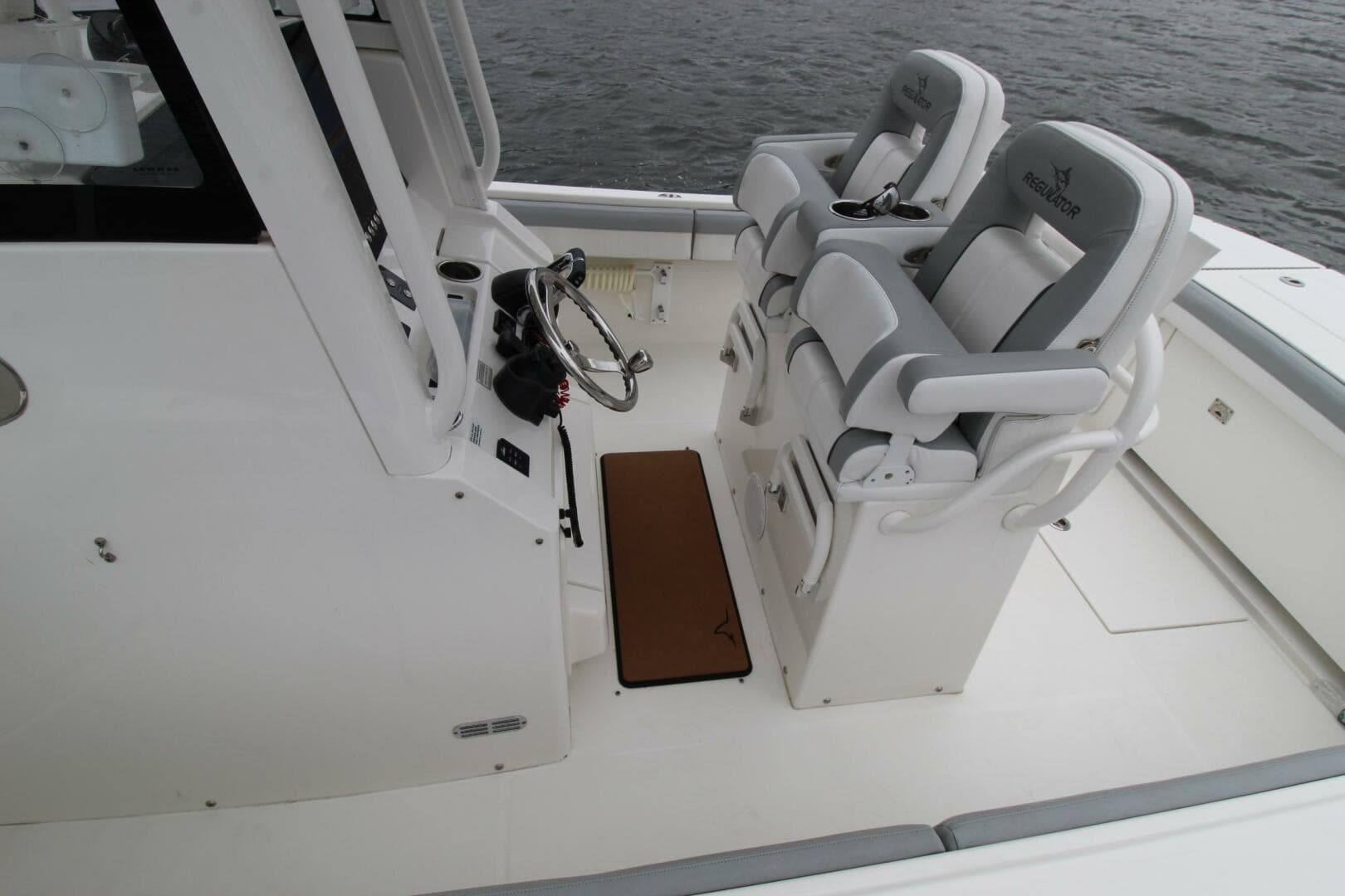 2020 Regulator — photo 17