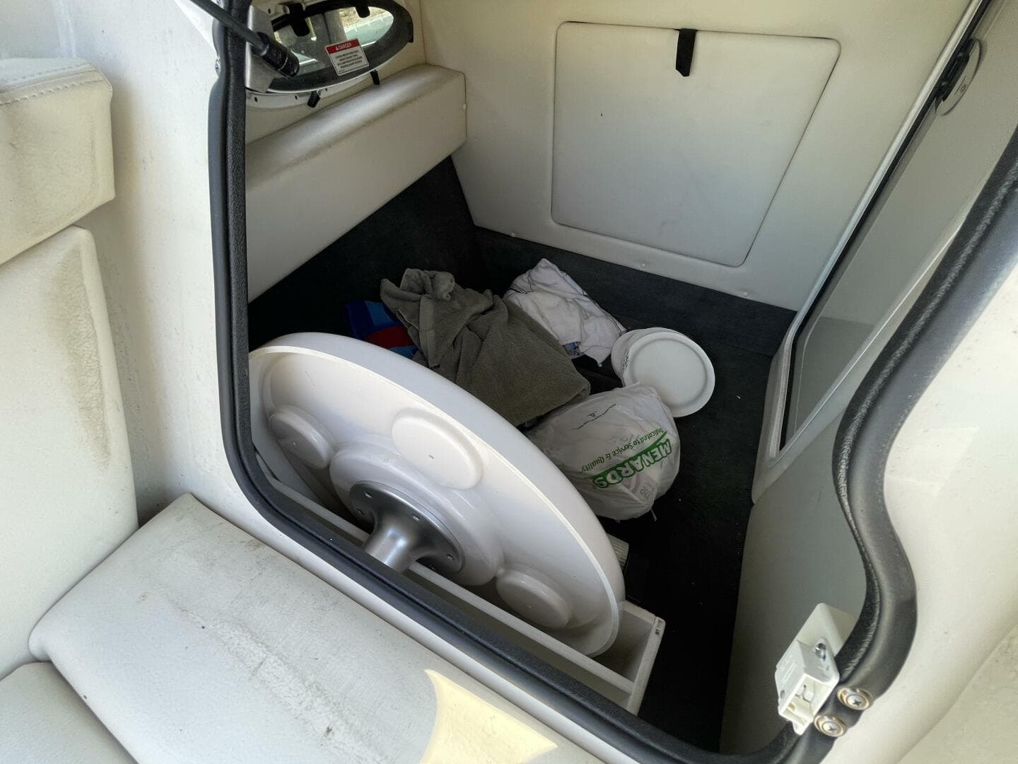 2010 Sea Ray 280 Sun Deck — photo 20