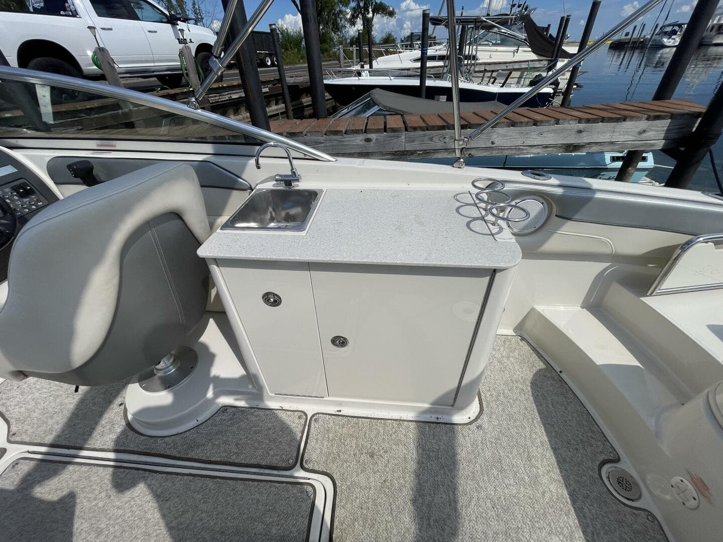 2010 Sea Ray 280 Sun Deck — photo 49