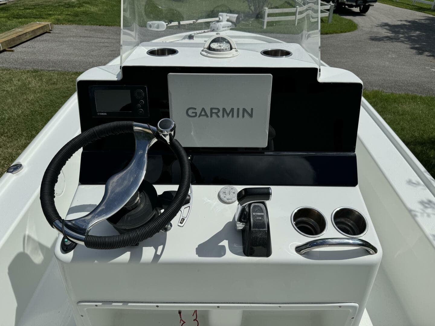 2015 Yellowfin — photo 14