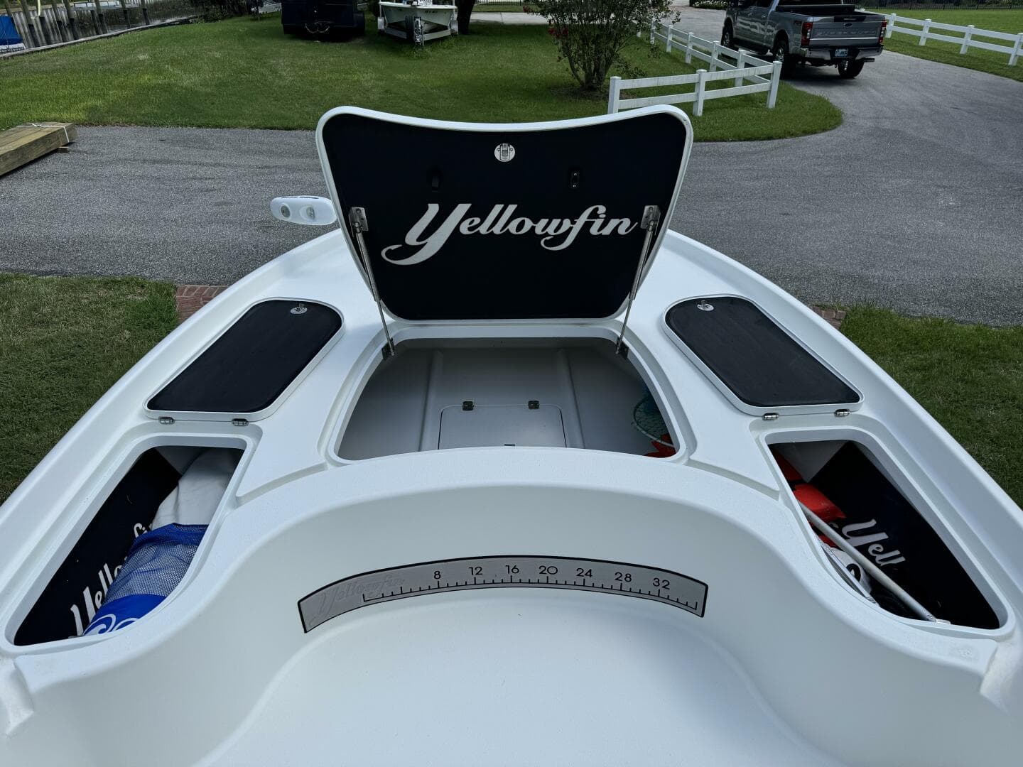 2015 Yellowfin — photo 9