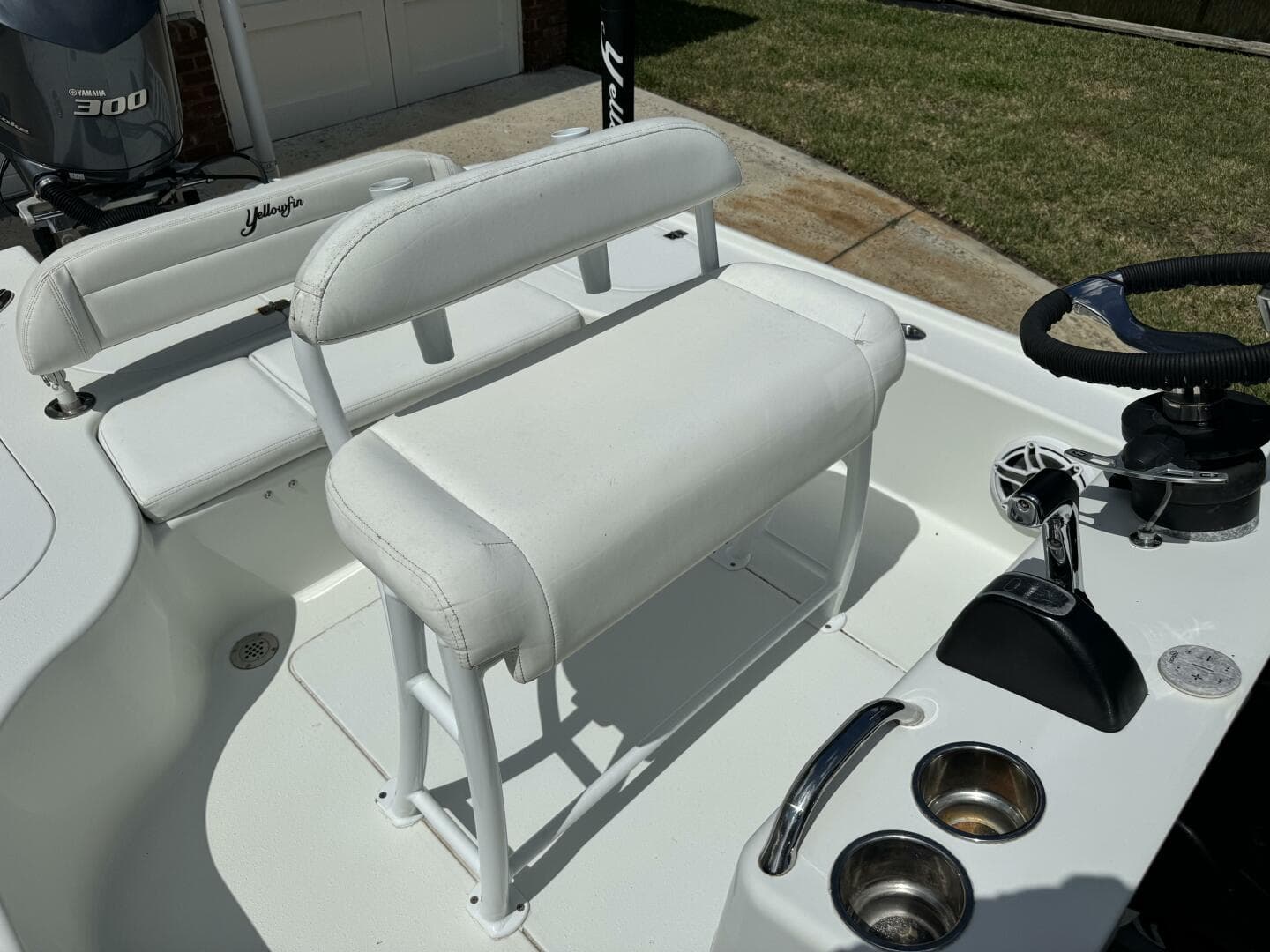 2015 Yellowfin — photo 16