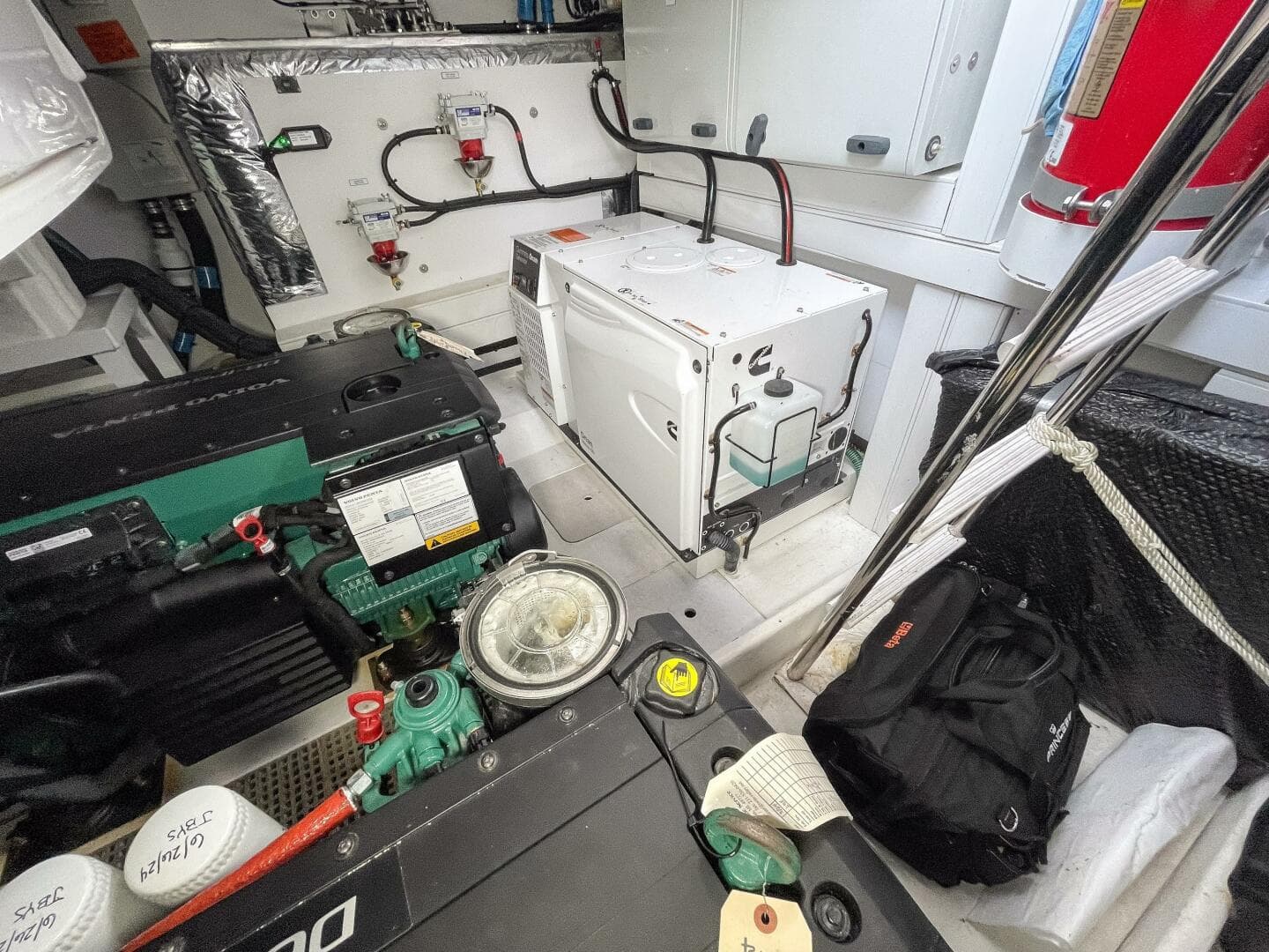 2022 Princess V50 — photo 31