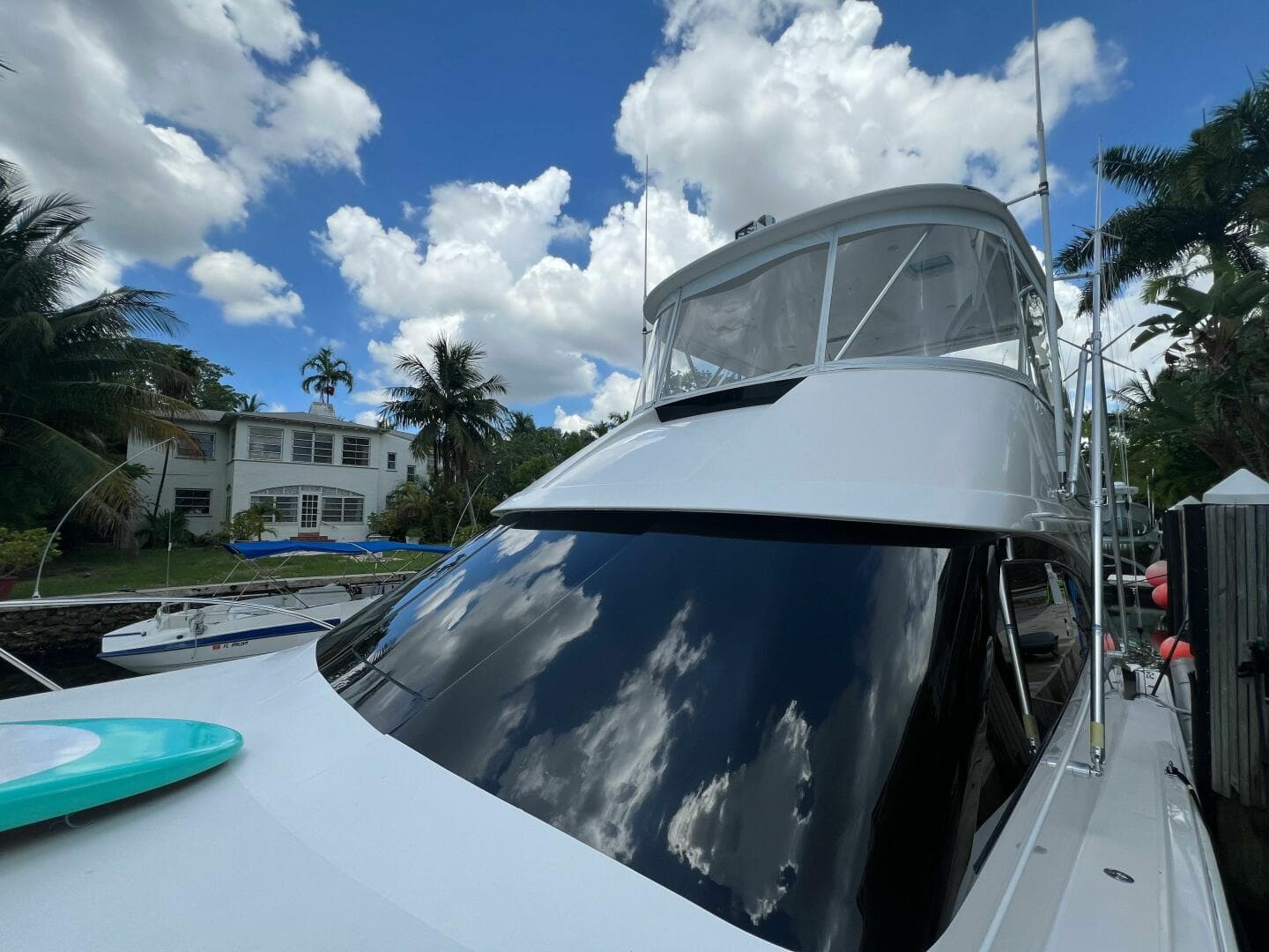 2015 Tiara Yachts 48 Convertible — photo 8