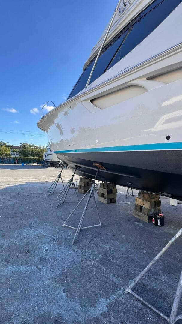 2015 Tiara Yachts 48 Convertible — photo 5