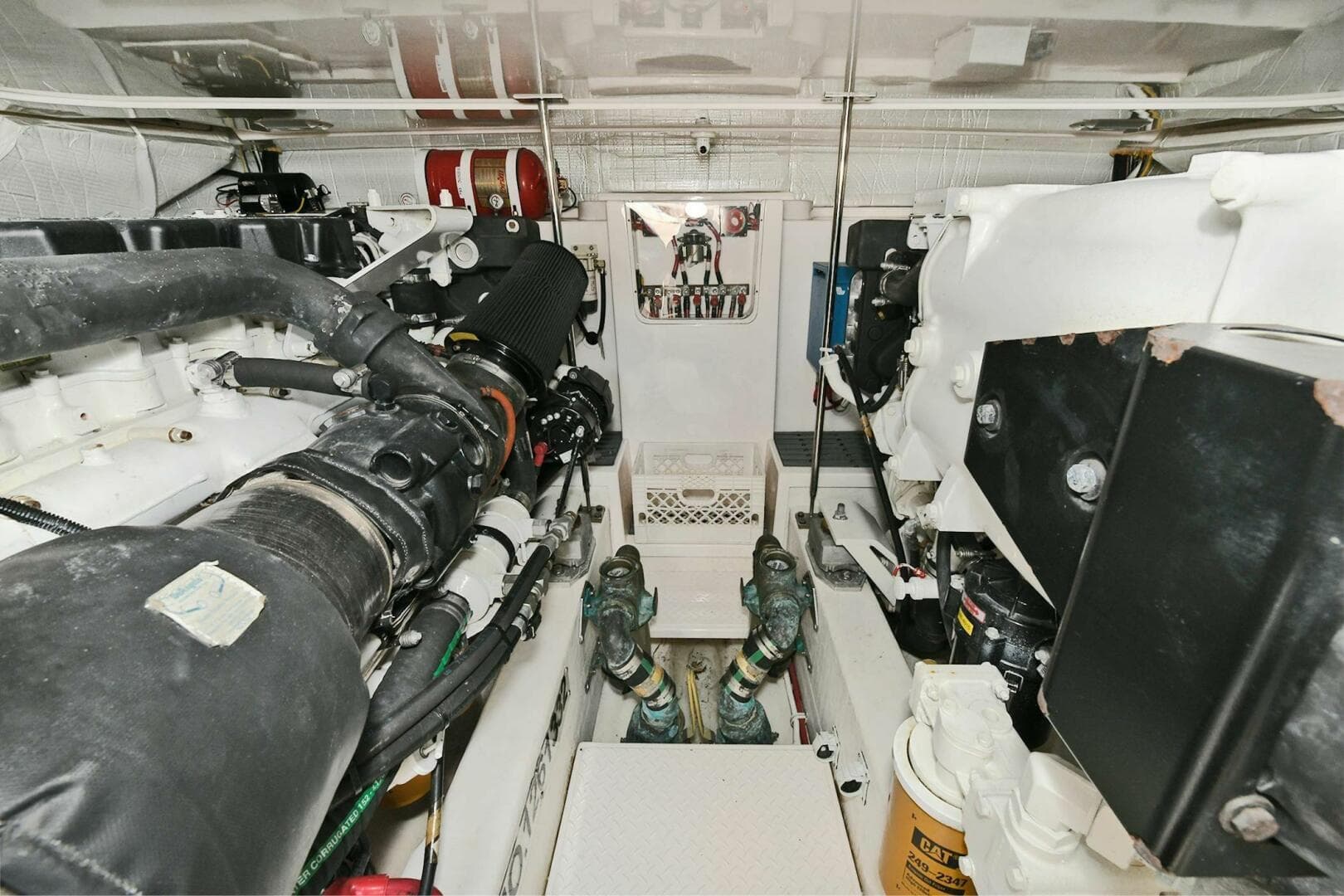 2015 Tiara Yachts 48 Convertible — photo 46