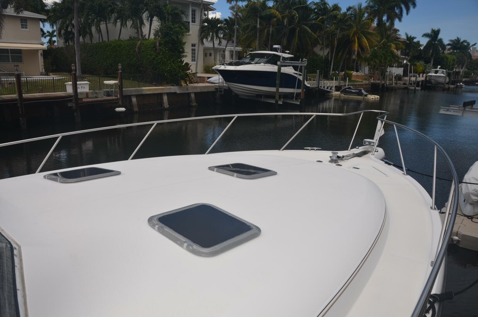 2001 Tiara Yachts 4100 Open — photo 18