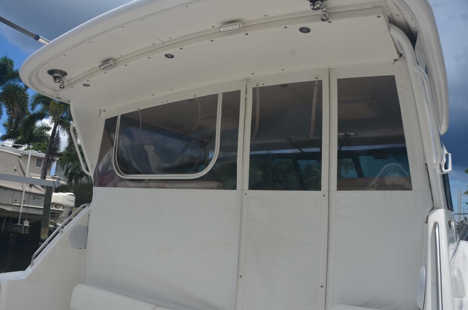 2001 Tiara Yachts 4100 Open — photo 17