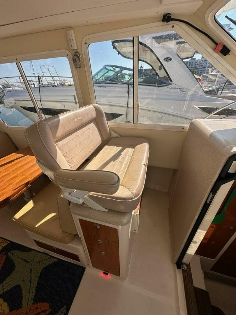 2002 True North 38 Heritage — photo 14