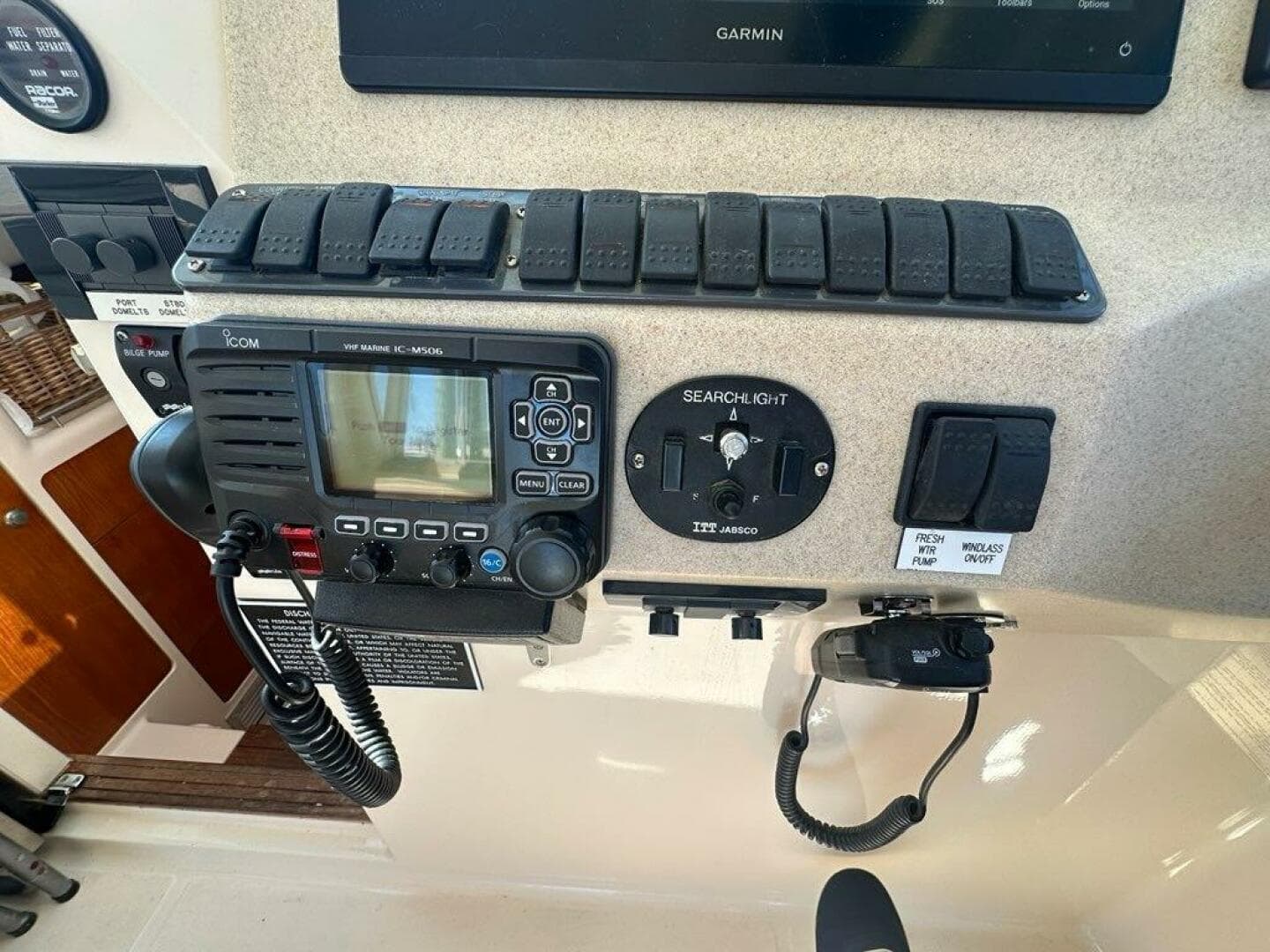 2002 True North 38 Heritage — photo 10