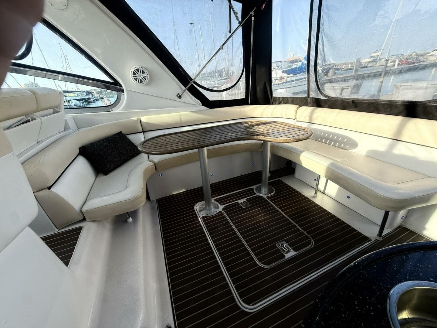 2008 Four Winns 378 Vista — photo 8