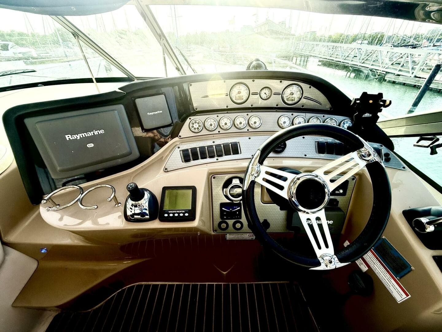 2008 Four Winns 378 Vista — photo 13