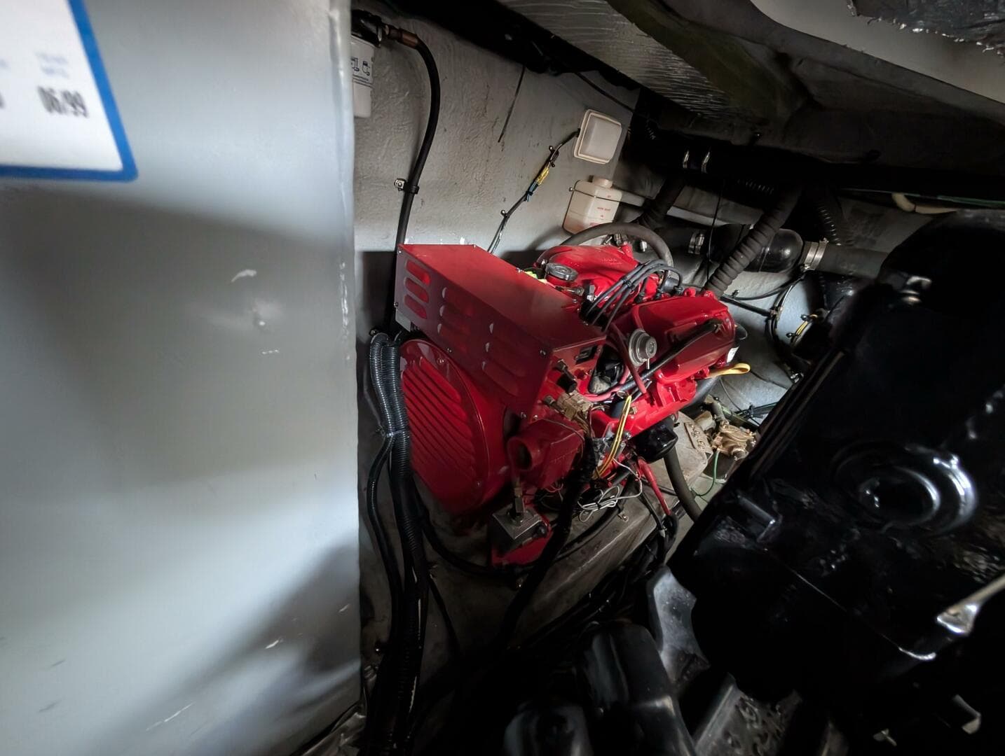 2000 Sea Ray 380 Sundancer — photo 42