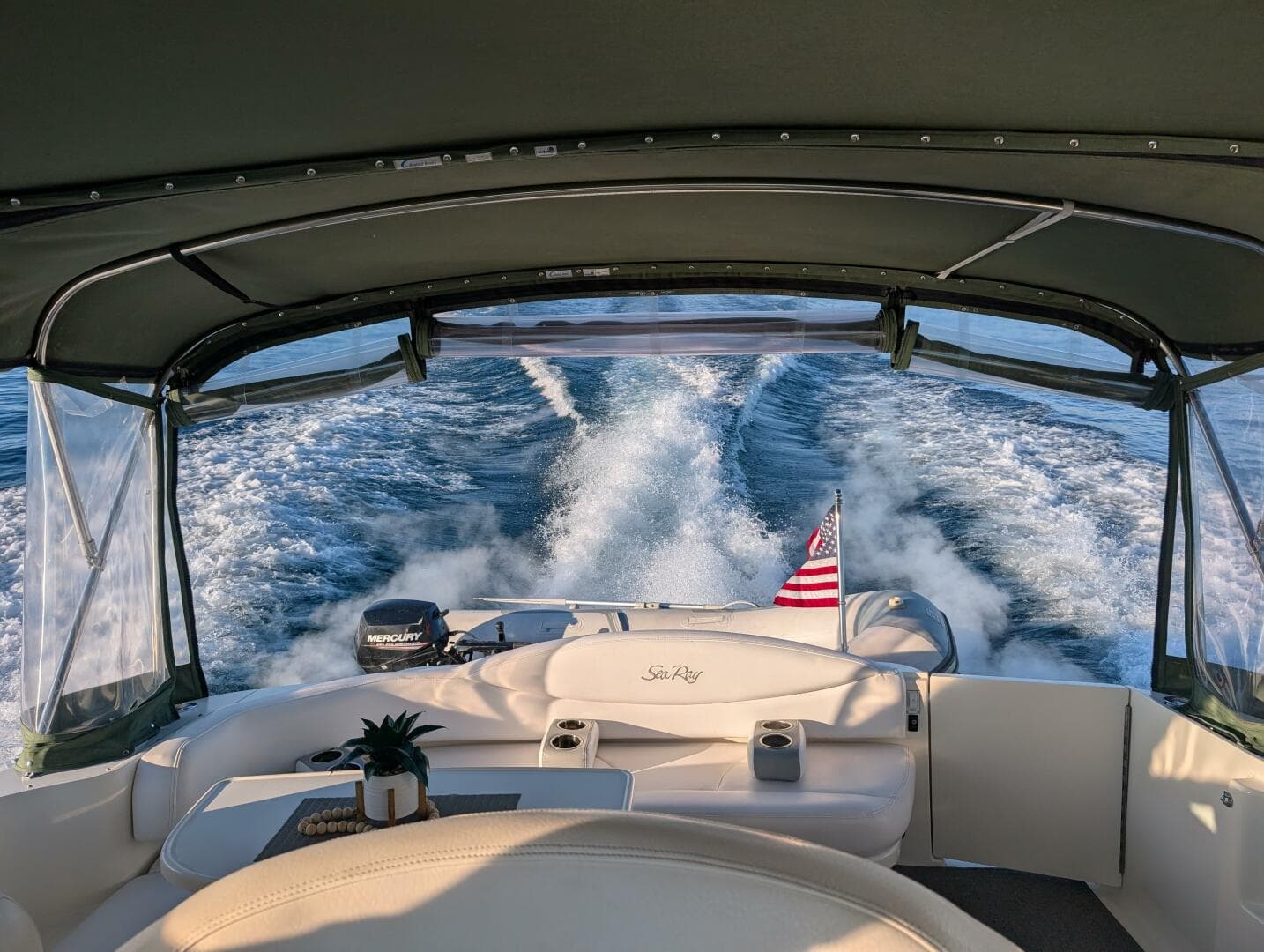 2000 Sea Ray 380 Sundancer — photo 26