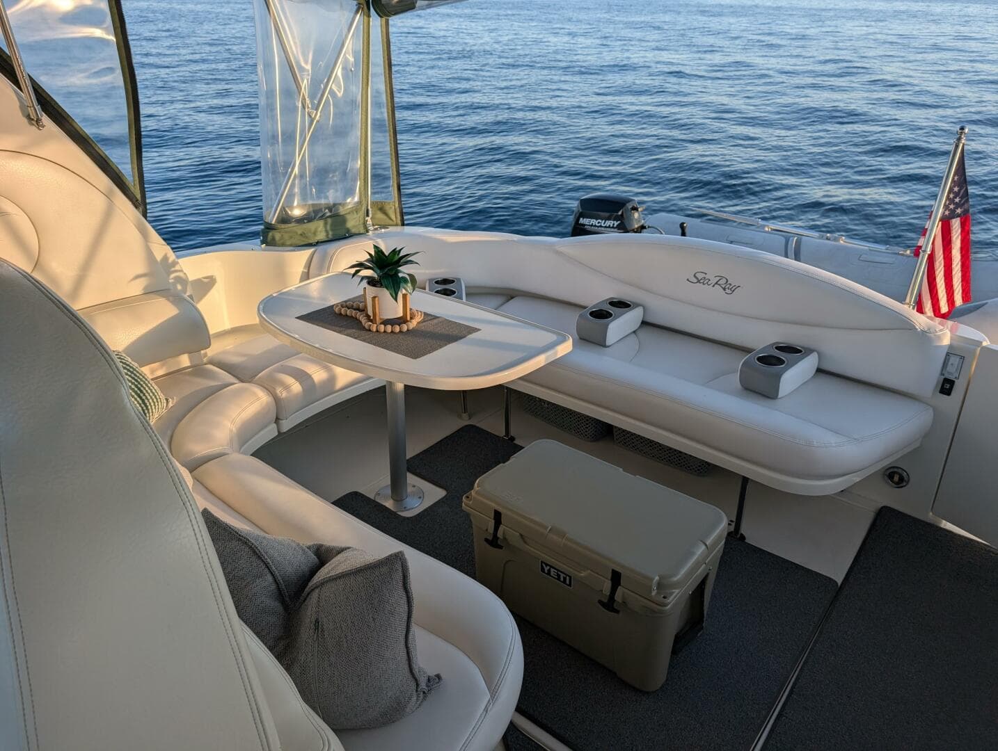 2000 Sea Ray 380 Sundancer — photo 22