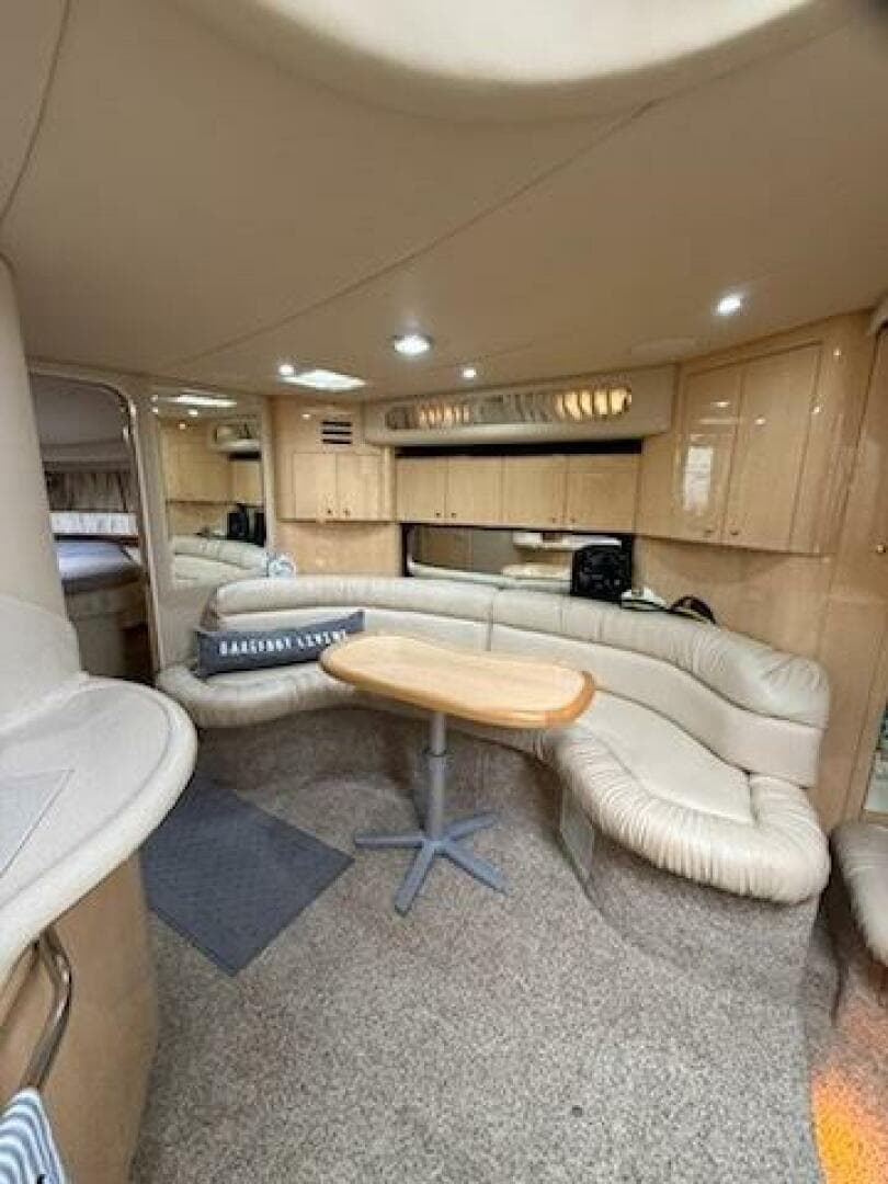 2000 Sea Ray 380 Sundancer — photo 33