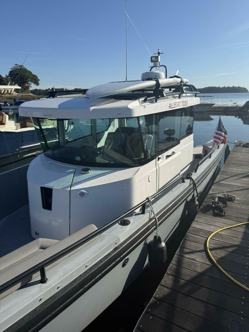 2019 Axopar 28 Cabin — photo 5