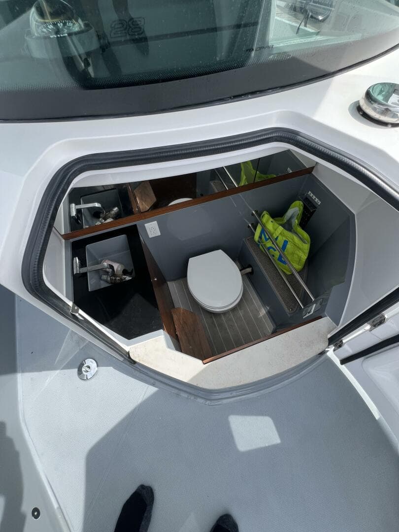 2019 Axopar 28 Cabin — photo 28