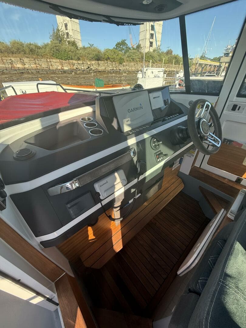 2019 Axopar 28 Cabin — photo 17